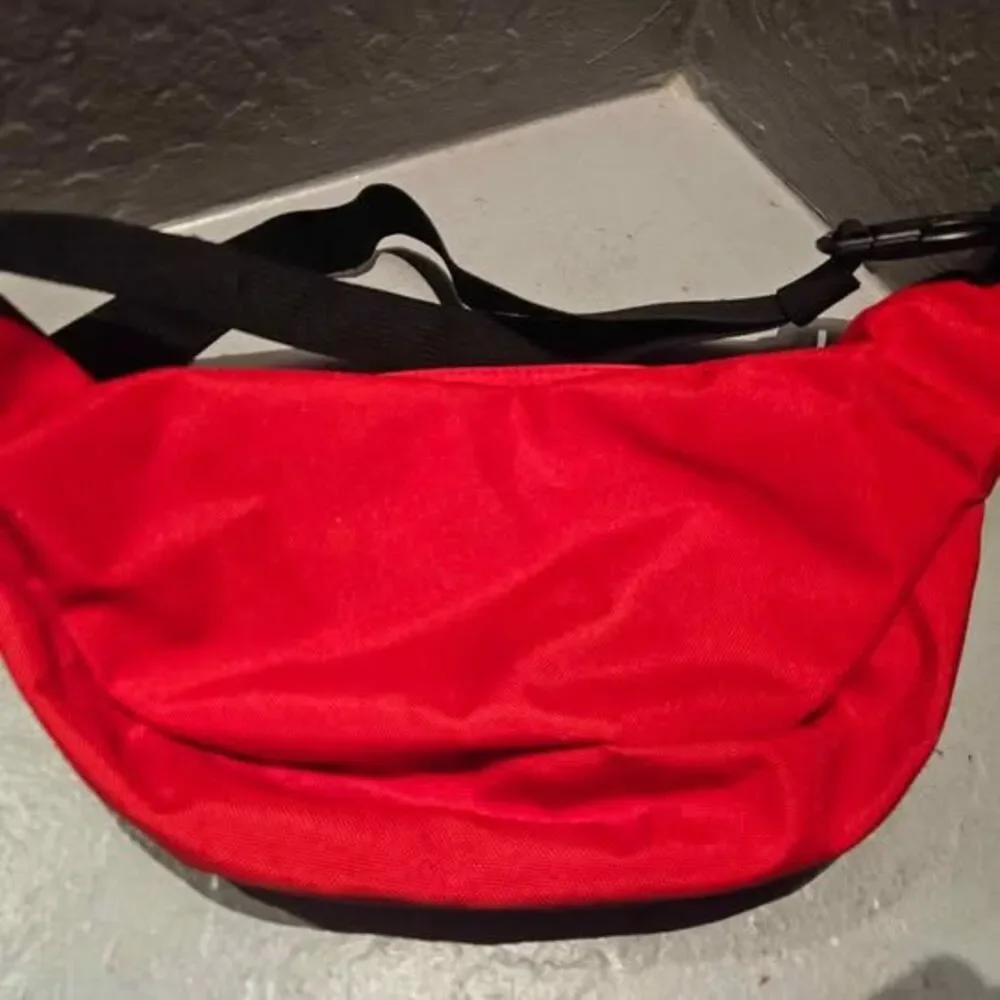 Jansport Red Canvas Fanny Pouch Belt Bag 10